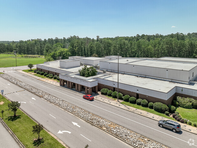 Lakeside Middle School drive up and drop off area  in Augusta, GA.