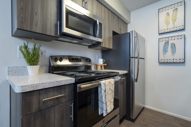 2 BR, 1 BA - 850 SF, Renovated
