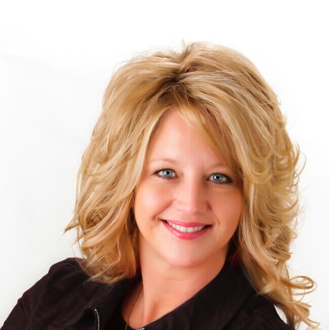 Michelle Larson-Hoppe