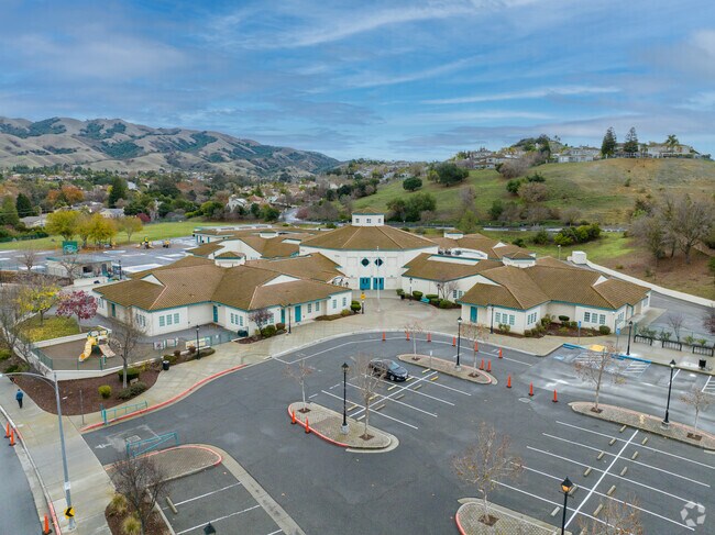 Discover endless possibilities at Silver Oak Elementary School.