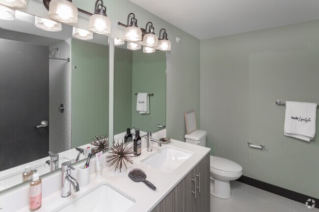4BR, 3BA - 1233 SF