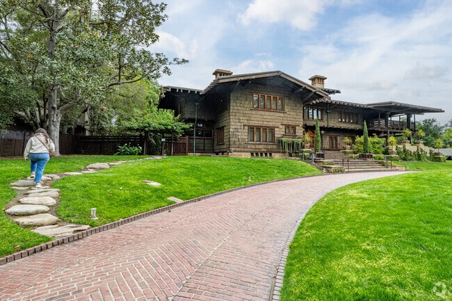 Historic Highlands features numerous historical buildings like the nearby Gamble House from the movie 