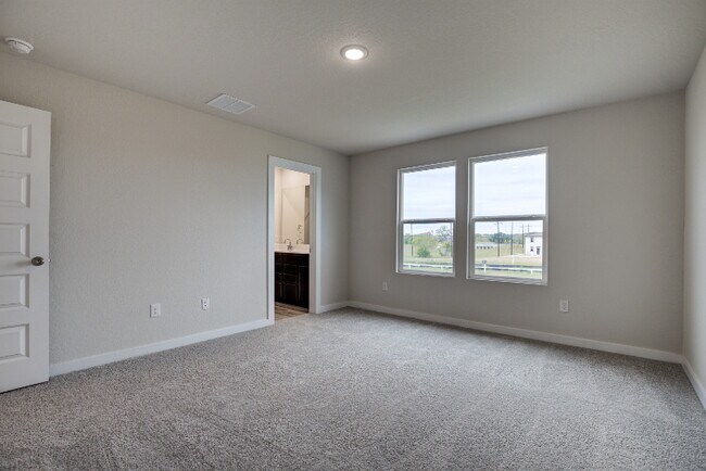 2543 Rambo Dr, San Antonio, TX 78224 - photo 5