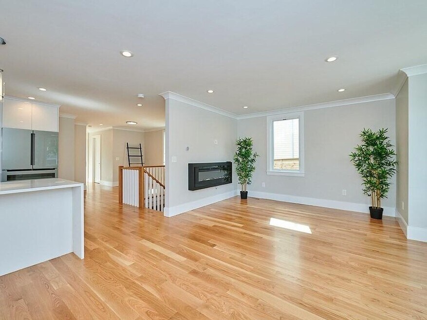 66 Walden St unit 3F, Cambridge, MA 02140 - photo 1