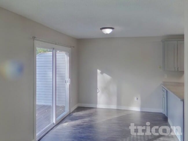 4507 Scott Trail, Saint Paul, MN 55122 - photo 4