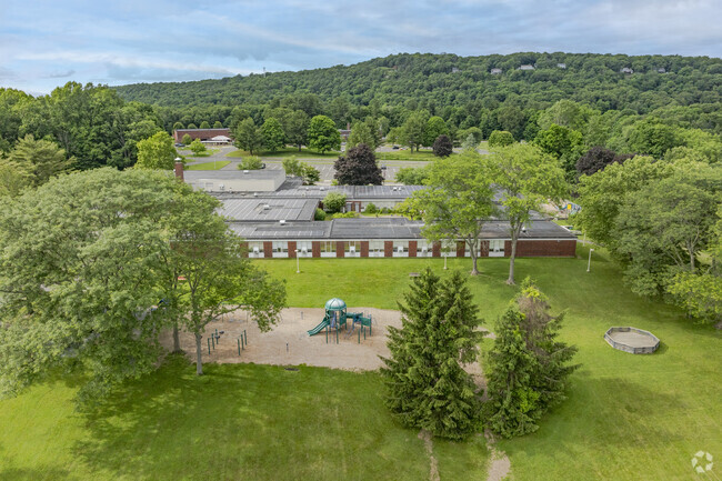 Scotland Elementary School is located at 111 Barlow Mountain Road in Ridgefield, CT.