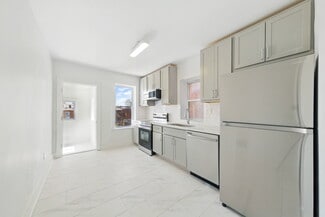 3218 California Ave Unit 3218 California 2nd floor, Saint Louis, MO 63118