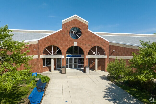 Students at Slate Hill Elementary test higher than the state average in English and Math.