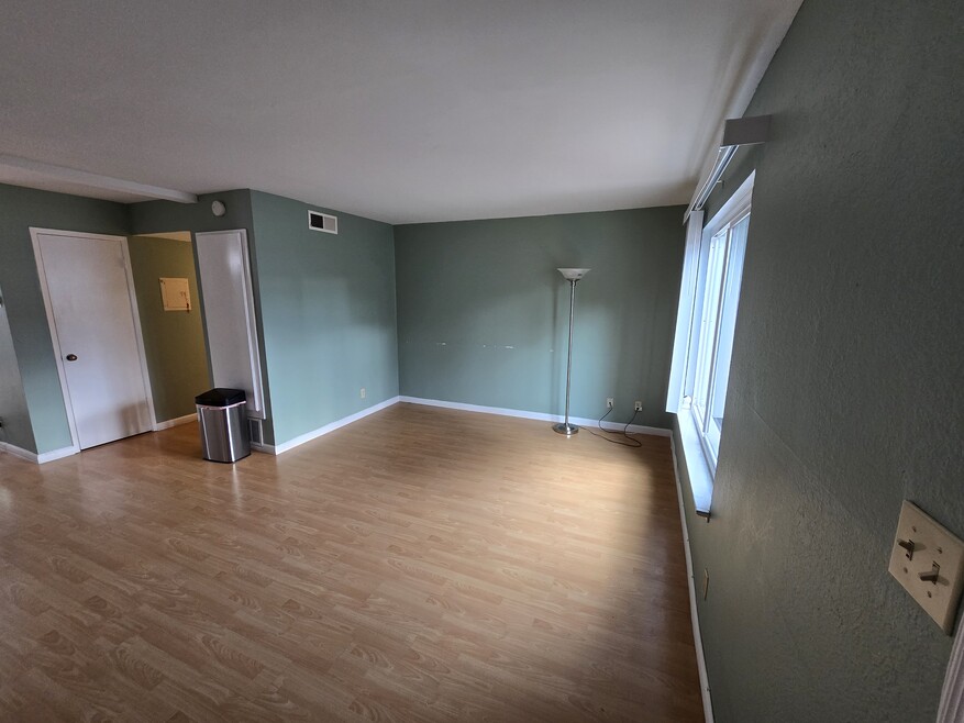 2260 Meadowgate Way, San Jose, CA 95132 - photo 1