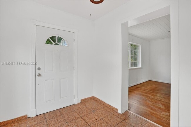 321 NE 169th St, North Miami Beach, FL 33162 - photo 3