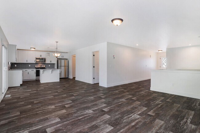 731 Lone Oak Way unit 36496531, Tecumseh, MI 49286 - photo 5