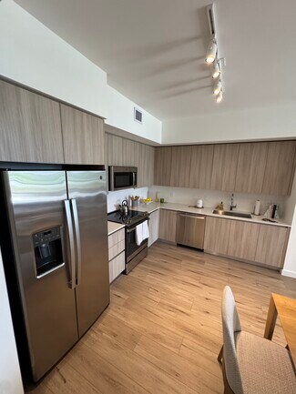 505 W 76th St Unit B8, Hialeah, FL 33014