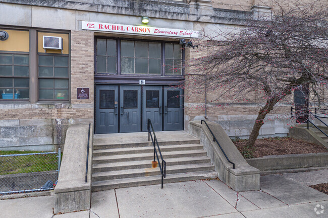 Carson Elementary School provides a safe environment for students.