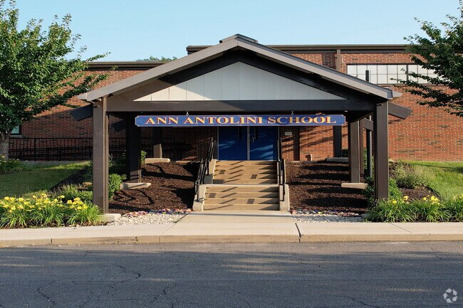 New Hartford students in grades three through six attend Ann Antolini School.