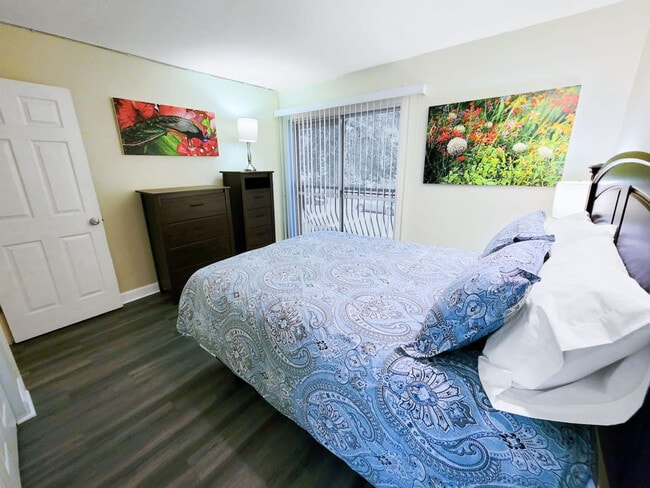 1700 SW 16th Ct unit ID1359114P, Gainesville, FL 32608 - photo 2