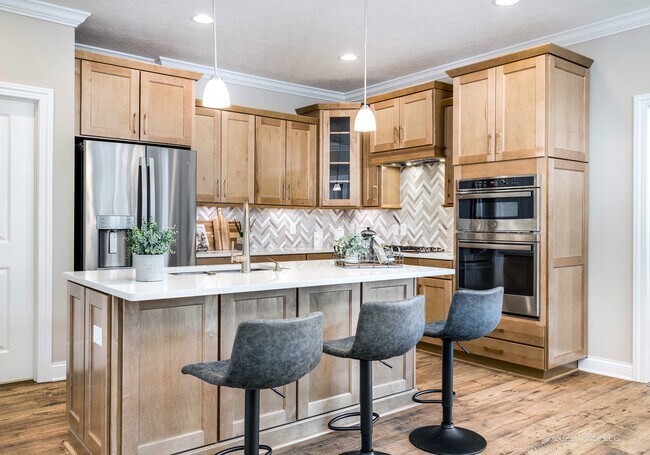 1008 NW Creekside Dr unit 37637625, Waukee, IA 50263 - photo 3