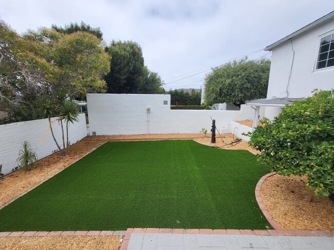 3765 Elliott St, San Diego, CA 92106 - photo 2