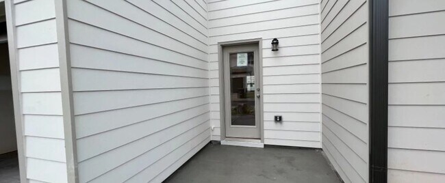 6104 Vaughmere Way unit 18, Douglasville, GA 30135 - photo 2