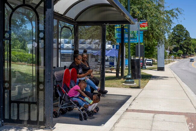 The Comet Bus which serves the City of Columbia stops near  College Place.