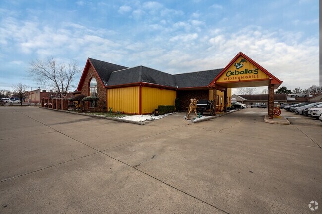 Cebolla's Mexican Grill offers great Mexican food and is rated a 4.0 by Tripadvisor.