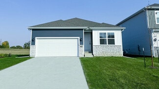 4302 NE 11th St, Ankeny, IA 50021