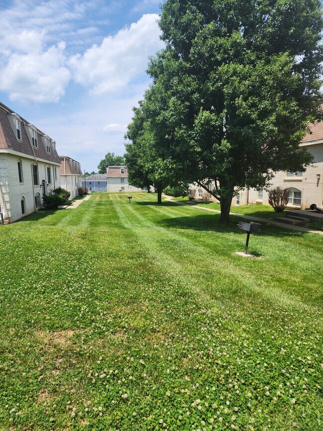 Huntley Ridge East at Hanley Ln., Frankfort, KY 40601 - photo 3