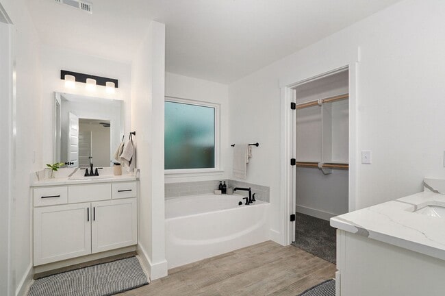 1413 E Riverton Rd, Nixa, MO 65714 - photo 7