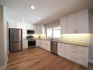 4722 S Taylor Dr, Tempe, AZ 85282