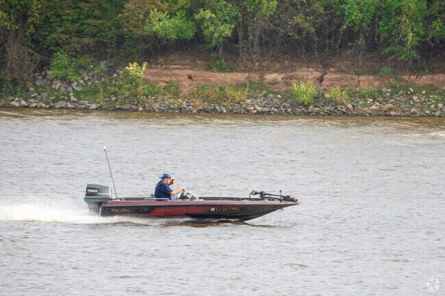 The Red River attracts boaters and fishermen in Gloster-Kickapoo, Gloster.