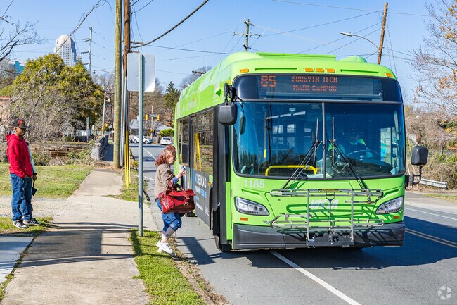 Winston Salem buses cater to Ardmore and the neighboring areas.