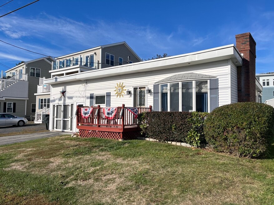 Seacoast Charm