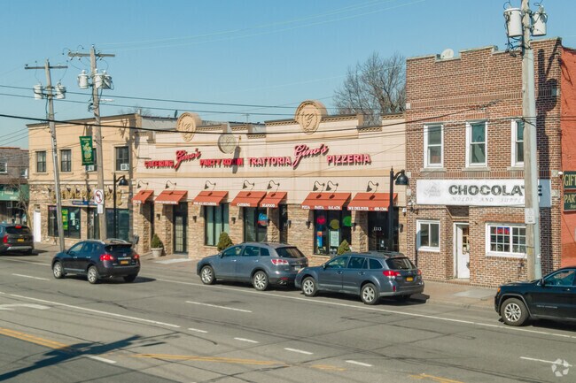 Find everything you need on Hillside Ave in North New Hyde Park.