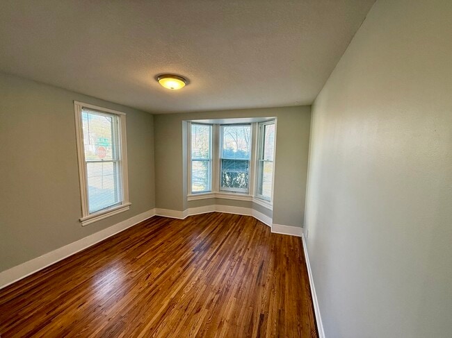 1430 Madison St NE, Minneapolis, MN 55413 - photo 3