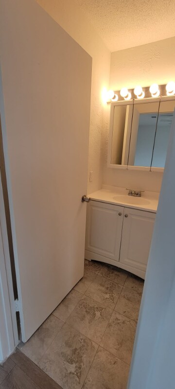 14324 Eagle Pass St unit 3, Houston, TX 77015 - photo 3