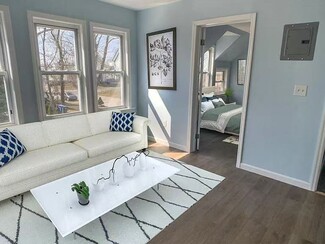 34 N Clarendon St Unit FL 2-Rear, Cranston, RI 02910