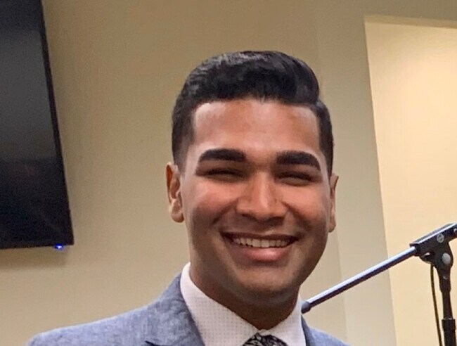 Agent Photo