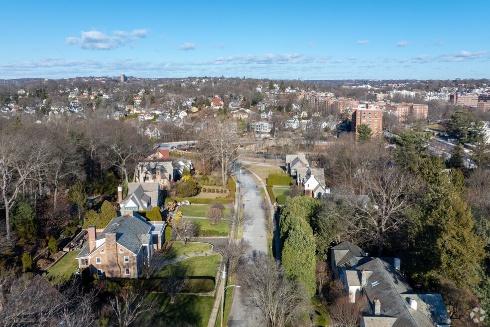 NH_LawrencePark_v2_537884_P2_LC_041825