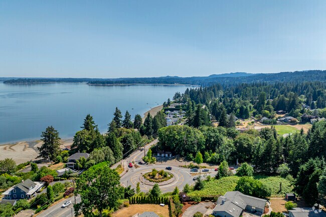 The roundabout at Chico Way NW will help guide you to Silverdale or Bremerton.