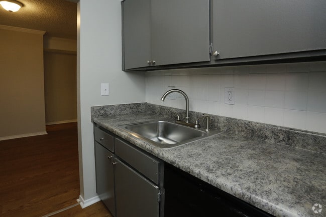 Clearview Apartments, Mobile, AL 36609 - photo 6