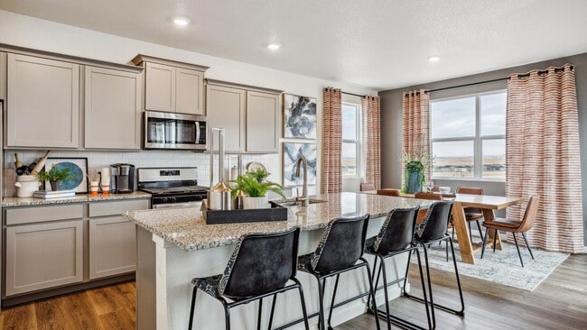 6128 Alpine Ridge Dr, Colorado Springs, CO 80925 - photo 2