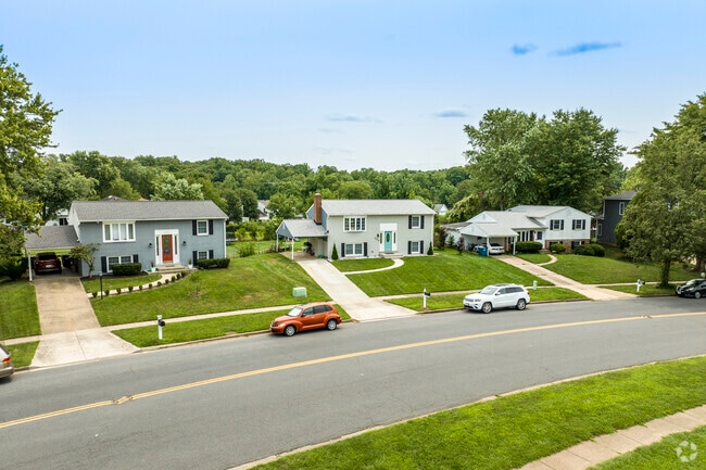 Chantilly has street parking available for guests and growing families.