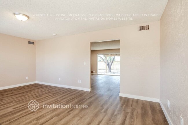 8838 N 46th Dr, Glendale, AZ 85302 - photo 3