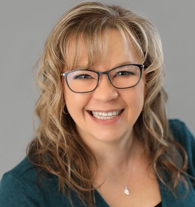Angela Stuckart