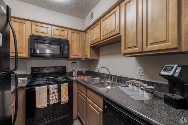 Canter Pointe, Lexington, KY 40517 - photo 2