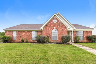 7903 Nature Walk Dr, Southaven, MS 38671