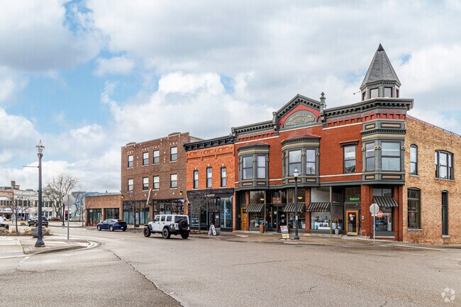 Downtown Benton Harbor has a variety of small, independent boutique shops and restaurants.