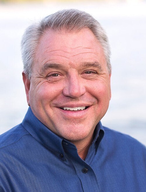 Doyle Hoff