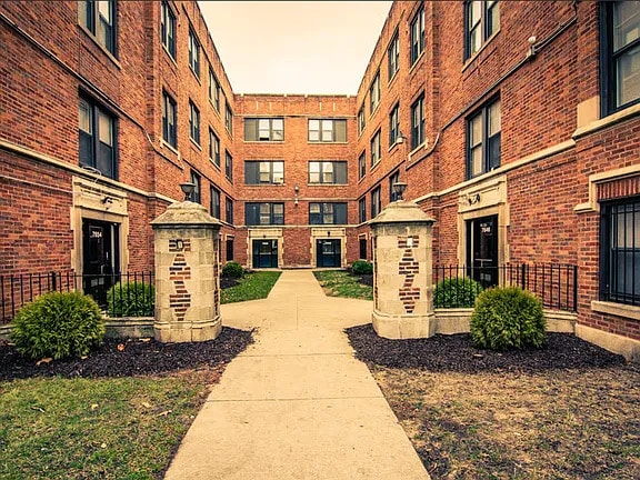 7640 S Stewart Ave, Chicago, IL 60620 - photo 1