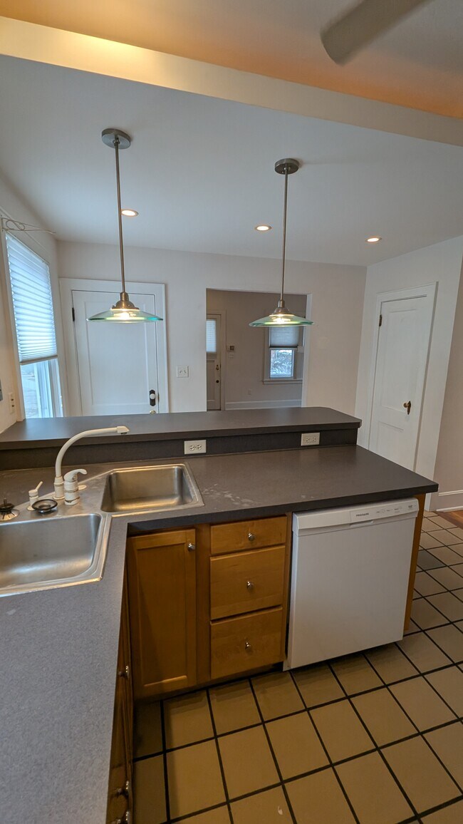 1800 Mears Ave unit 1, Cincinnati, OH 45230 - photo 6