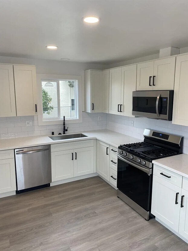 6746 N Elman St, San Diego, CA 92111 - photo 1